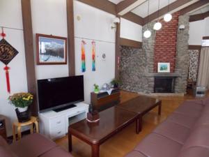 Myoko Ski Lodge-Recration Room
